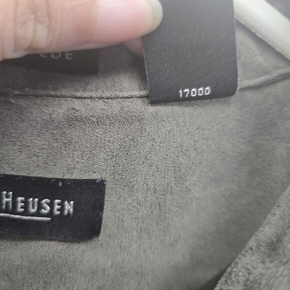 Van Heusen Men's  Long Sleeve Dress Shirt, Button Down, Size M (15-15 1/2) A22 - Picture 4 of 8